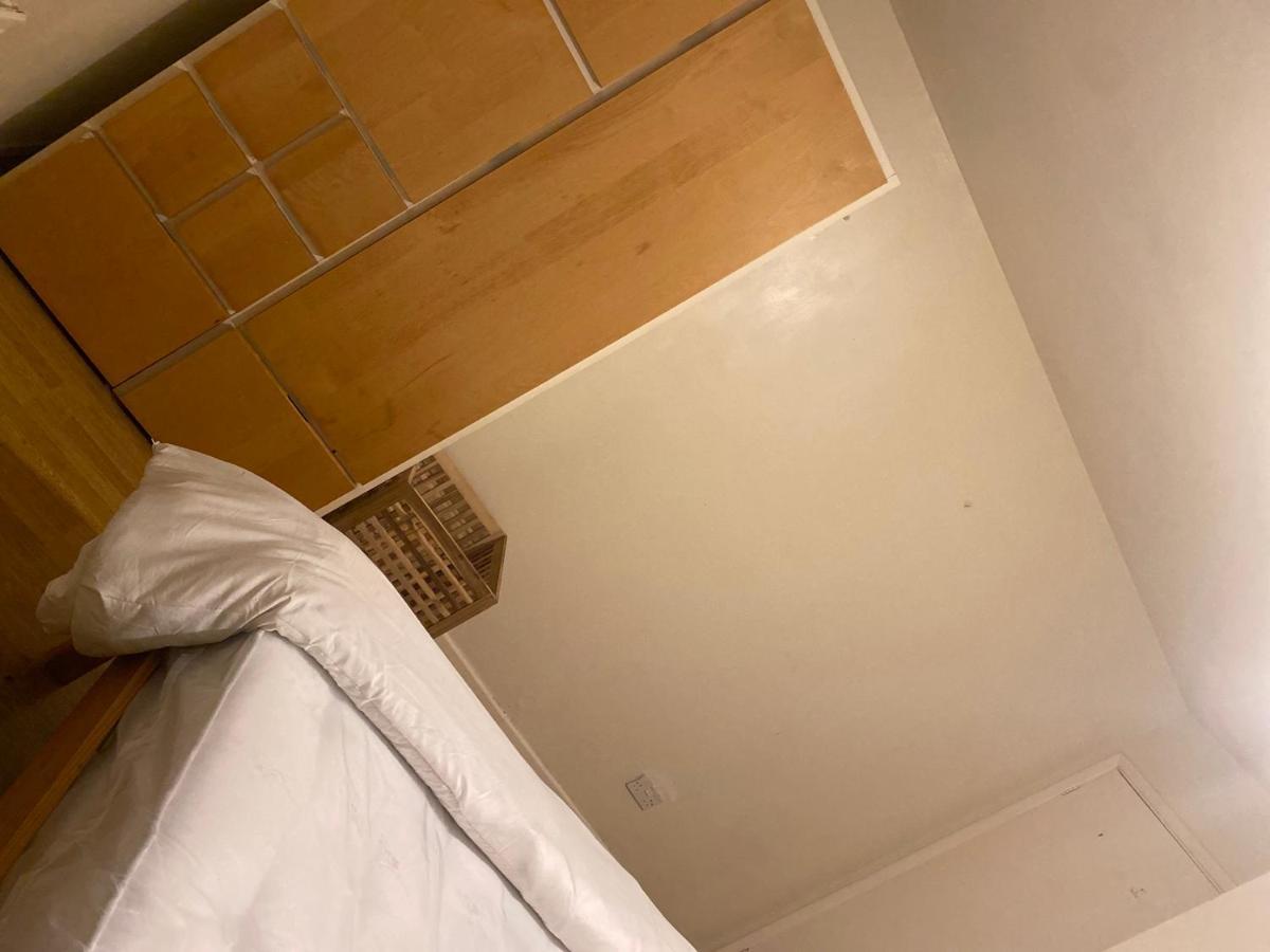 La Mansion Bed & Breakfast เวนส์เบอรี ภายนอก รูปภาพ